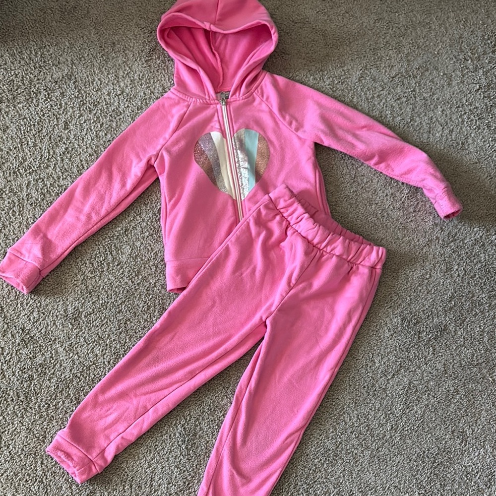 Pink Zip Up Hoodie and Jogger Set with Heart Design Girls Size 5